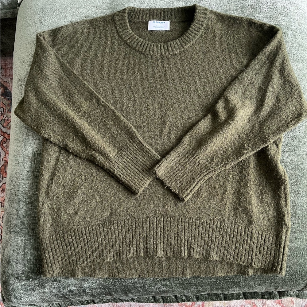 Old Navy Women's Crewneck Sweater in Olive